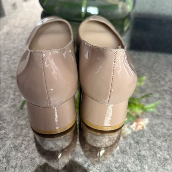 Stuart Weitzman Flareblock 60 Nude Pump Patent Leather Pumps - Picture 3 of 5